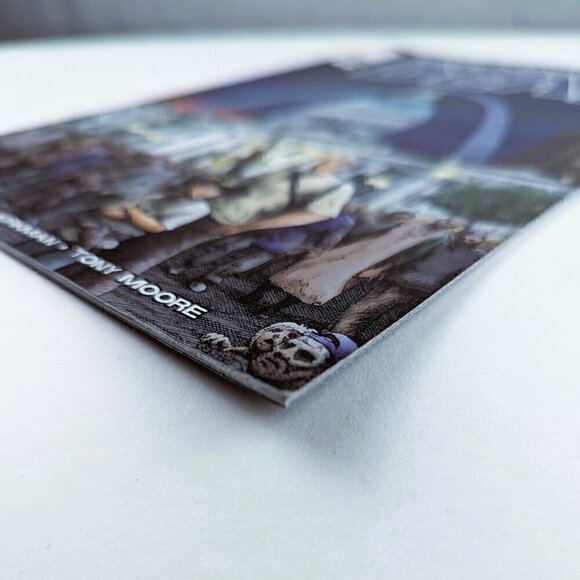 The Walking Dead Wizard World Comic Book - 2015 St. Louis Edition #1 - Picture 5 of 9